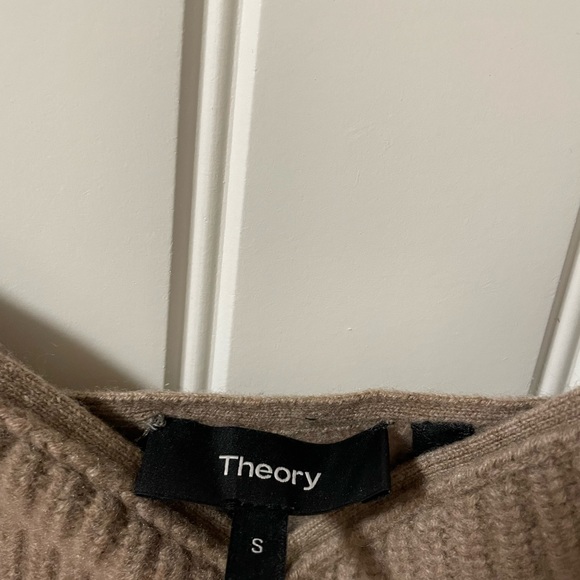 Theory tank top size S - Picture 2 of 2